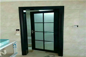 ���̰���